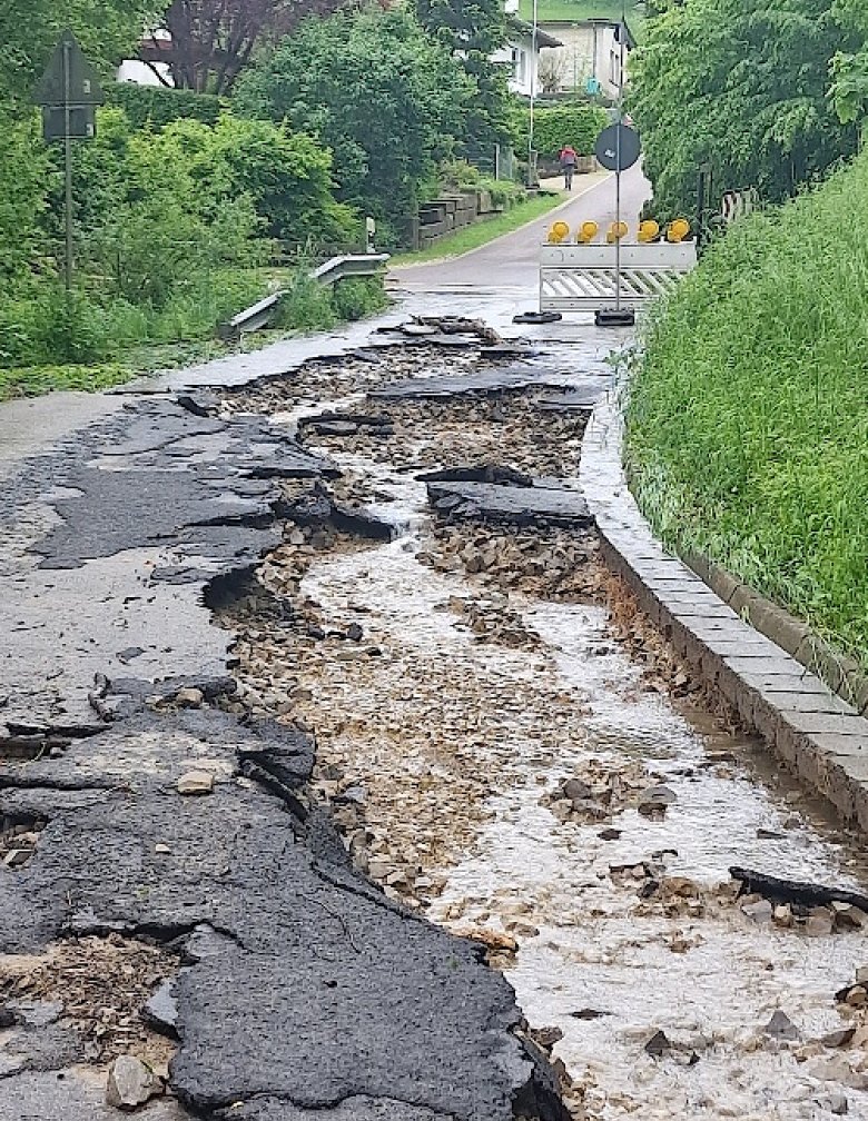 Straßenschäden durch Starkregen 